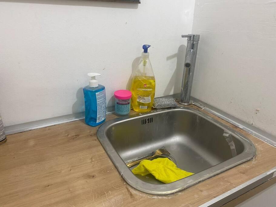 Sima Place Lägenhet Petach Tikva Exteriör bild